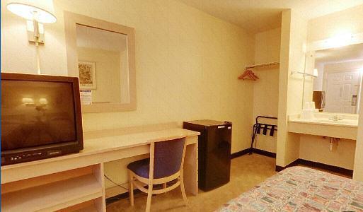 Americas Best Value Inn And Suites 卡本代尔 客房 照片