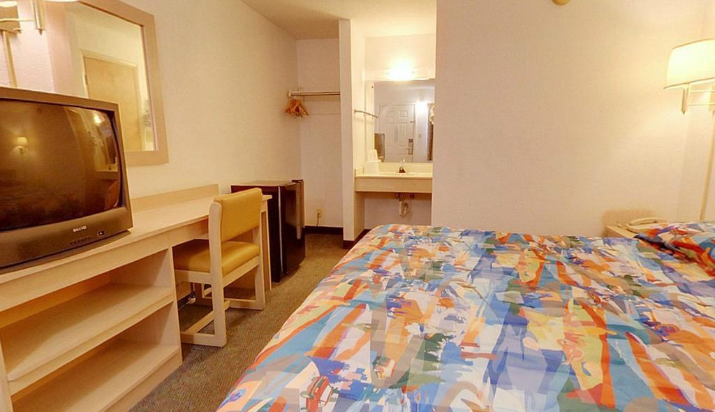 Americas Best Value Inn And Suites 卡本代尔 客房 照片