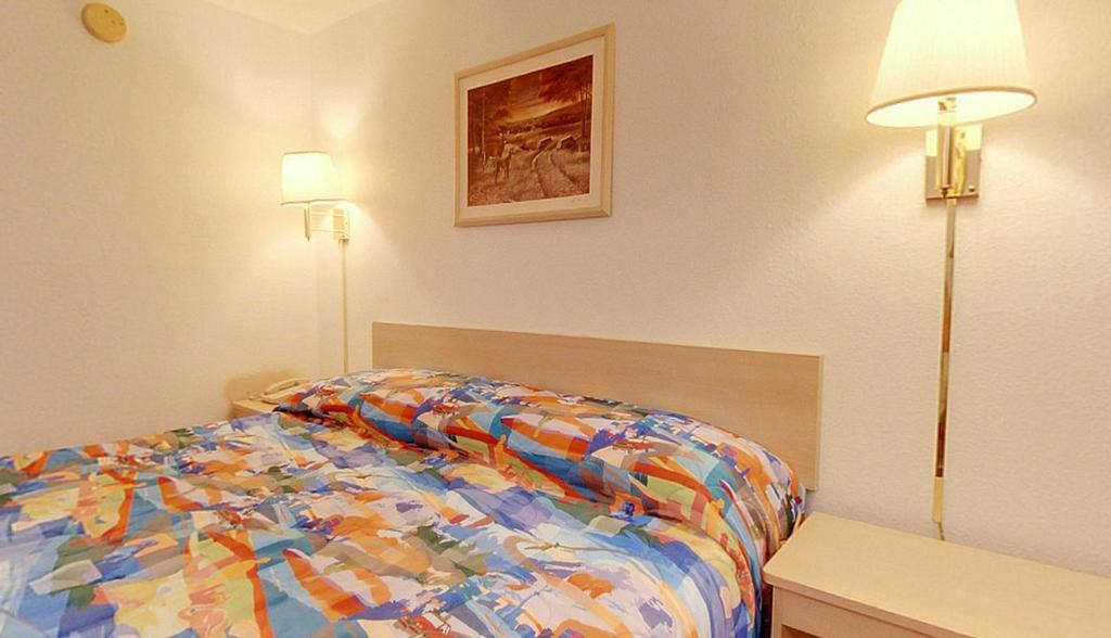 Americas Best Value Inn And Suites 卡本代尔 客房 照片
